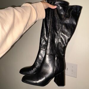 Black Heeled Boots